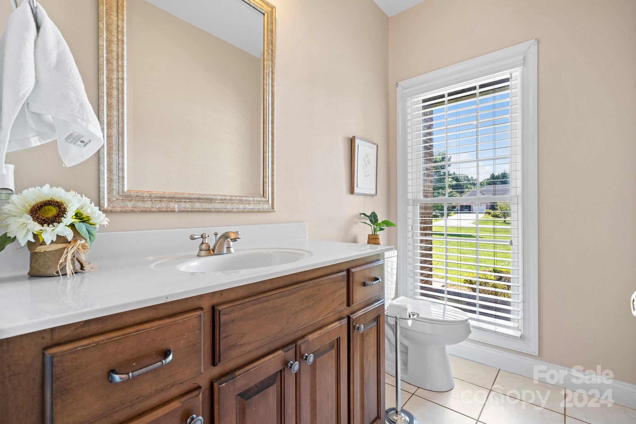 4002 Falling Creek Road Hickory, NC 28601 - Photo 10 of 48 Gallery Image 10