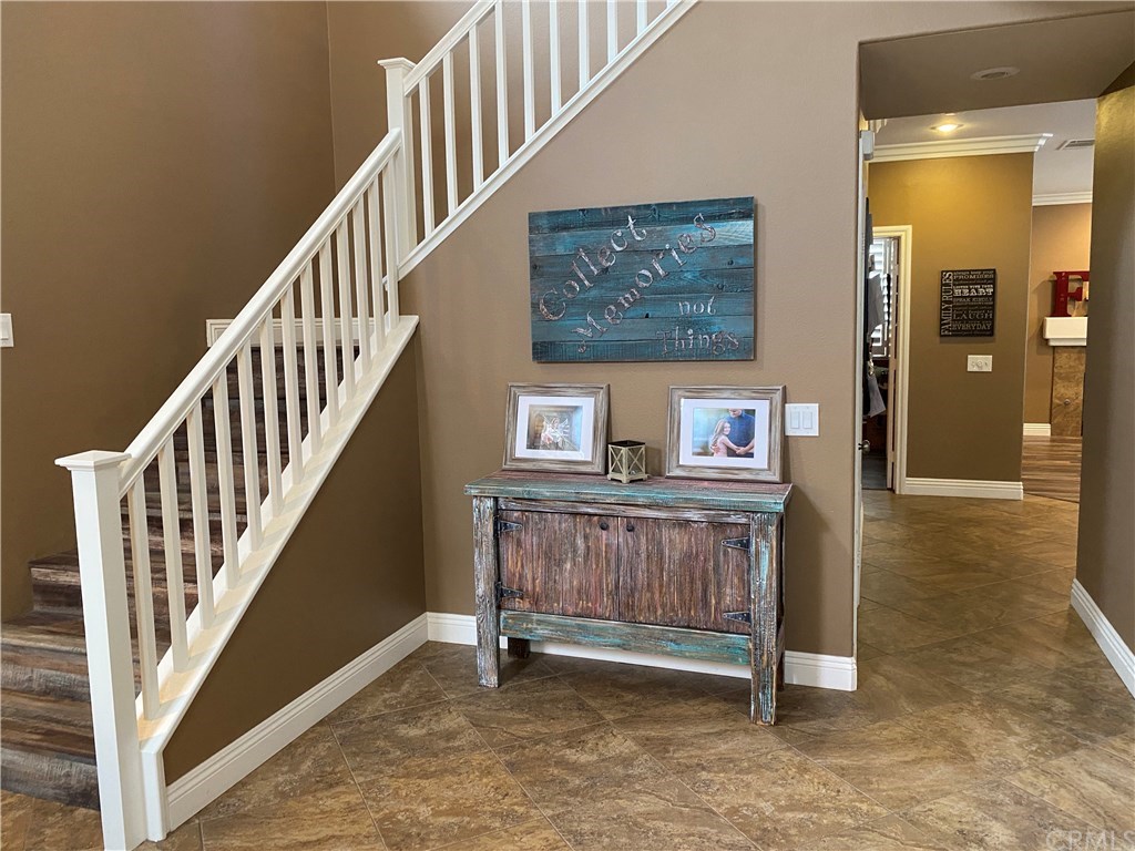 33203 Fox Road Temecula, CA 92592 - Photo 7 of 46