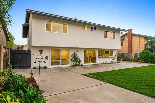 $1,600,000 | 19851 Sienna Lane, Yorba Linda, CA 92886