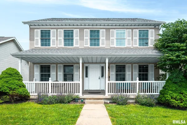 $300,000 | 1102 Chippewa Street, Normal, IL 61761
