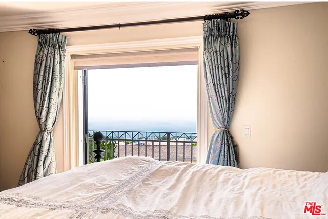 $10,000 | 1312 Vía Zumaya, Palos Verdes Estates, CA 90274