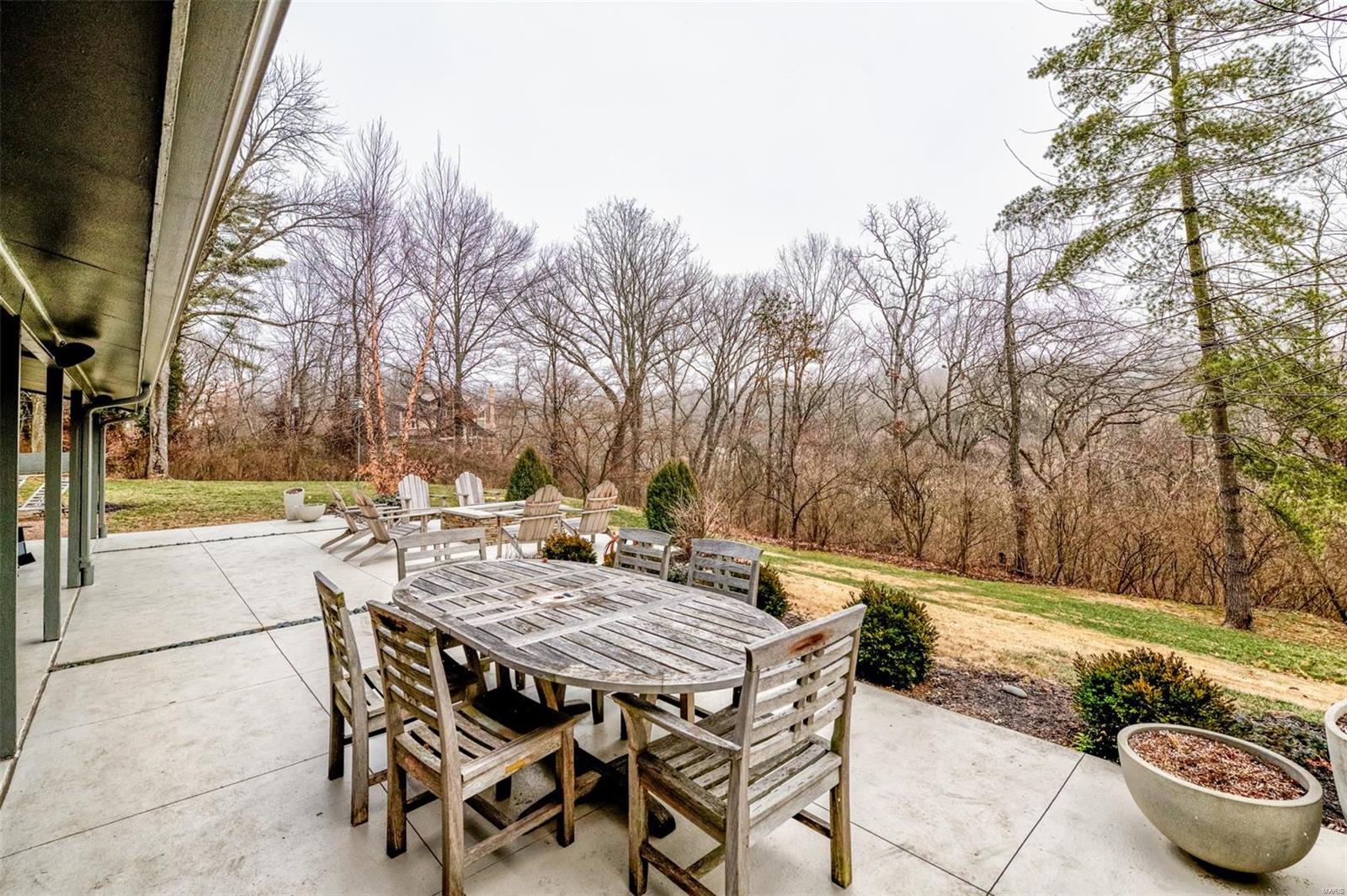 2000 Rayner Road Kirkwood, MO 63122 - Photo 27 of 30 Gallery Image 27