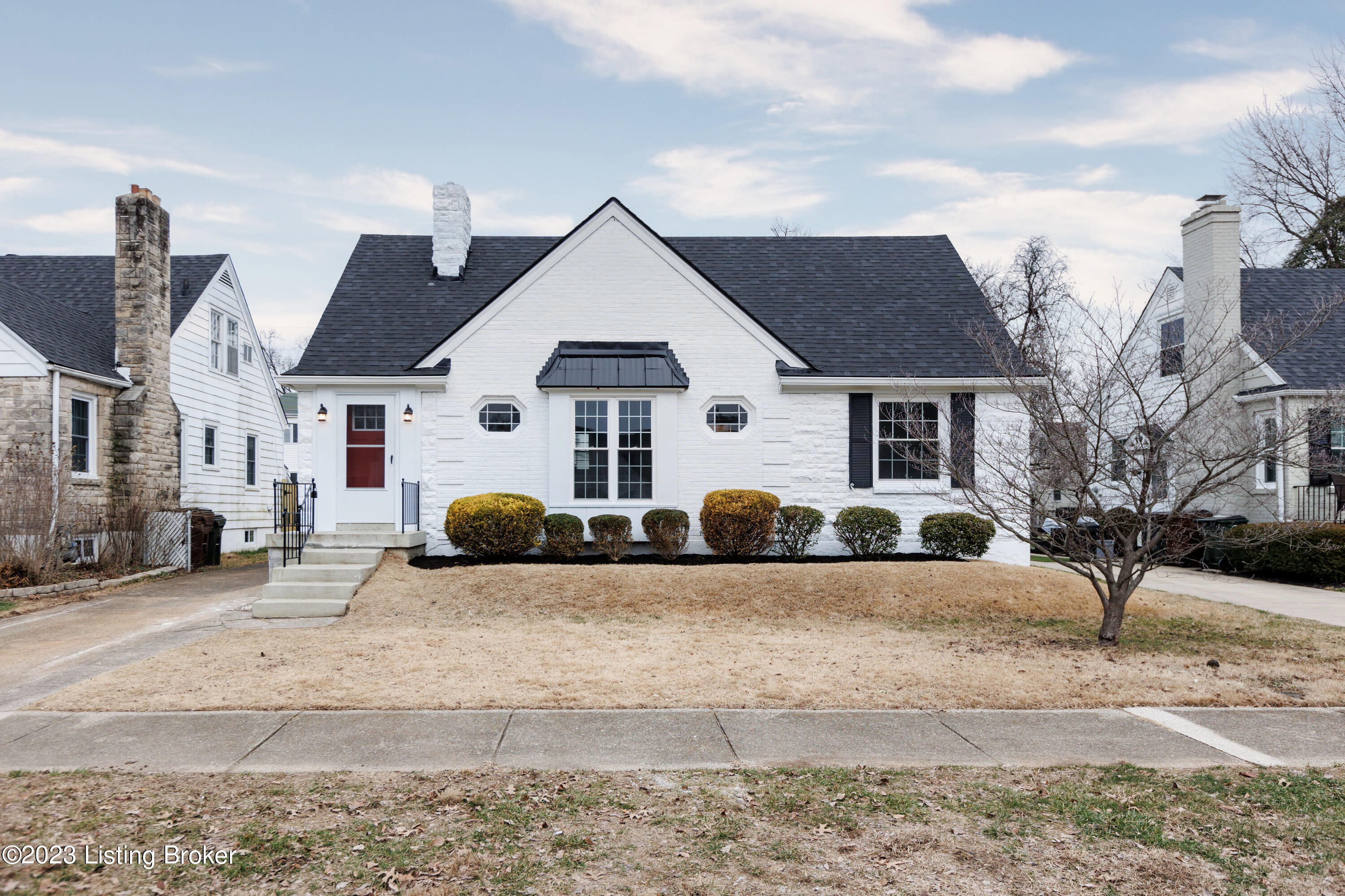 4303 Churchill Road Louisville, KY 40207 - Photo 1 of 44 001