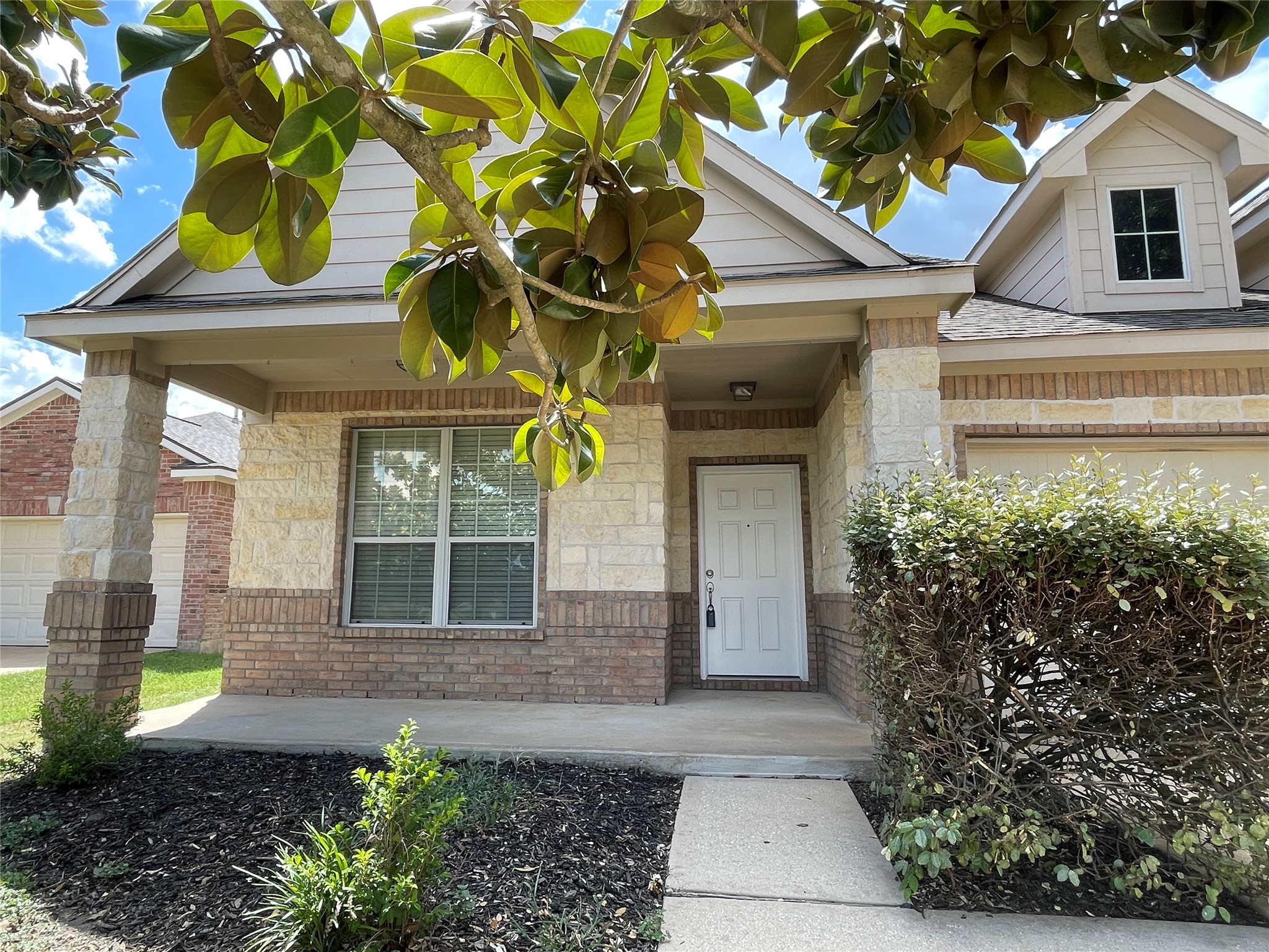 5811 Ranch Riata Court Katy, TX 77449 - Photo 4 of 35 Gallery Image 4