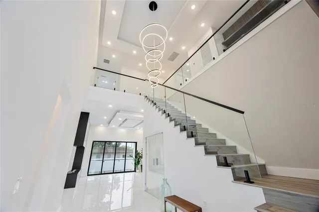 $2,350,000 | 4426 West Euclid Avenue, Tampa, FL 33629