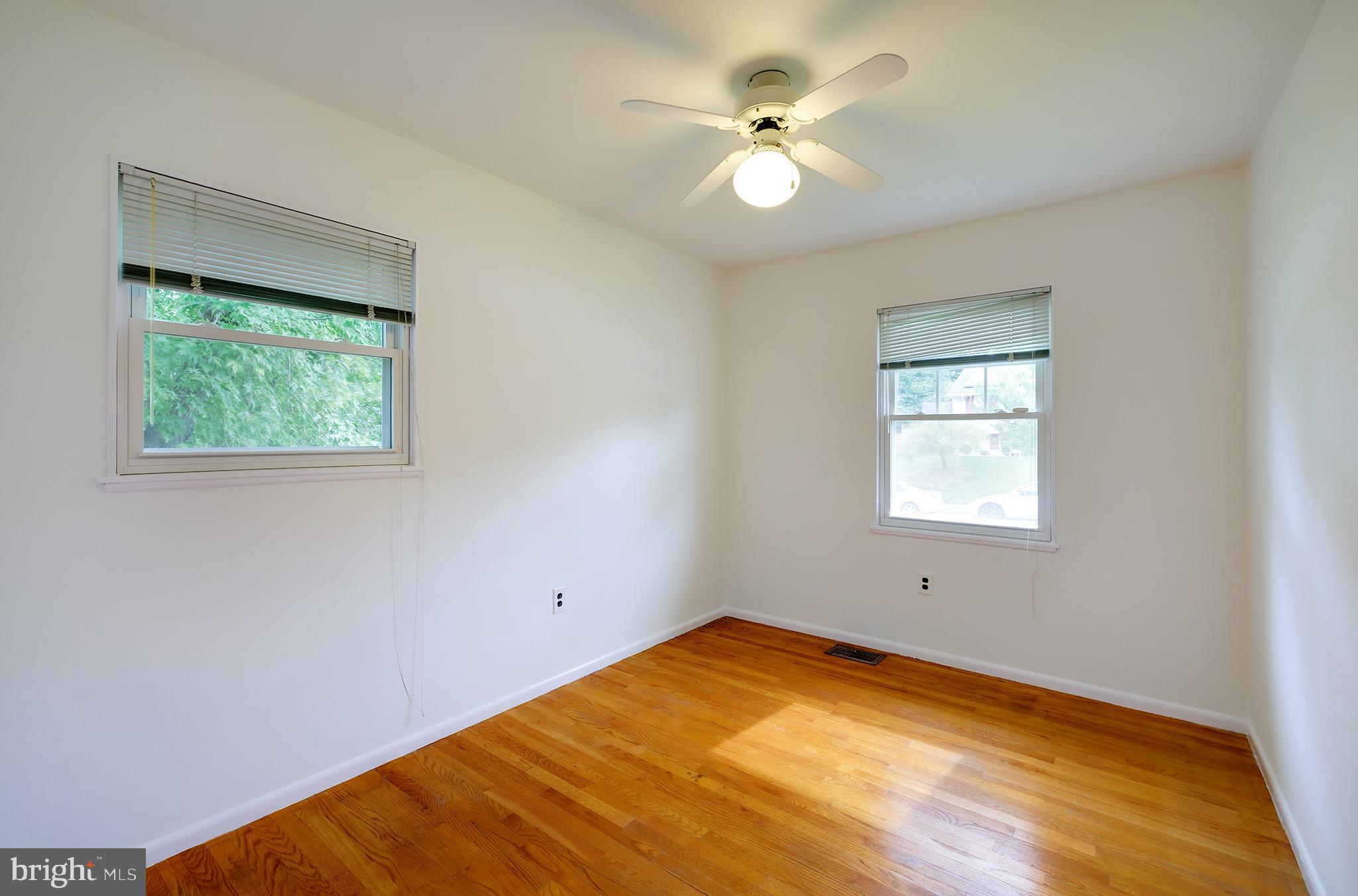 9212 Morley Road Lanham, MD 20706 - Photo 30 of 64 an empty room with a window