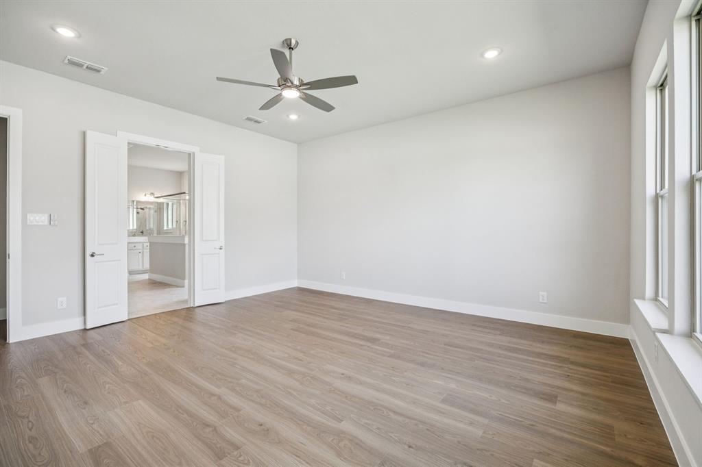 4504 Crescent Road McKinney, TX 75071 - Photo 12 of 39