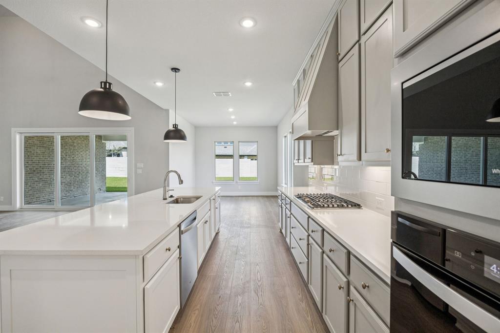 4504 Crescent Road McKinney, TX 75071 - Photo 9 of 39