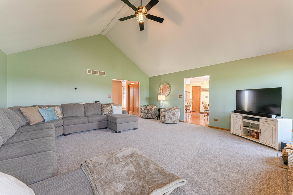29436 South Wallingford Road Manhattan, IL 60442 - Photo 11 of 42