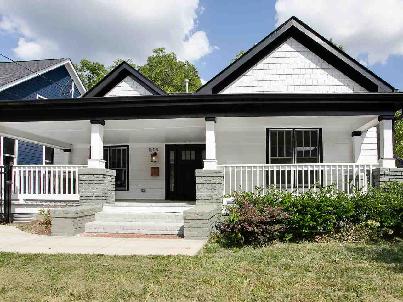 1204 North Roxboro Street Durham, NC 27701 - Photo 1 of 30 Rousing on Roxboro! Welcome to 1204 N Roxboro St.