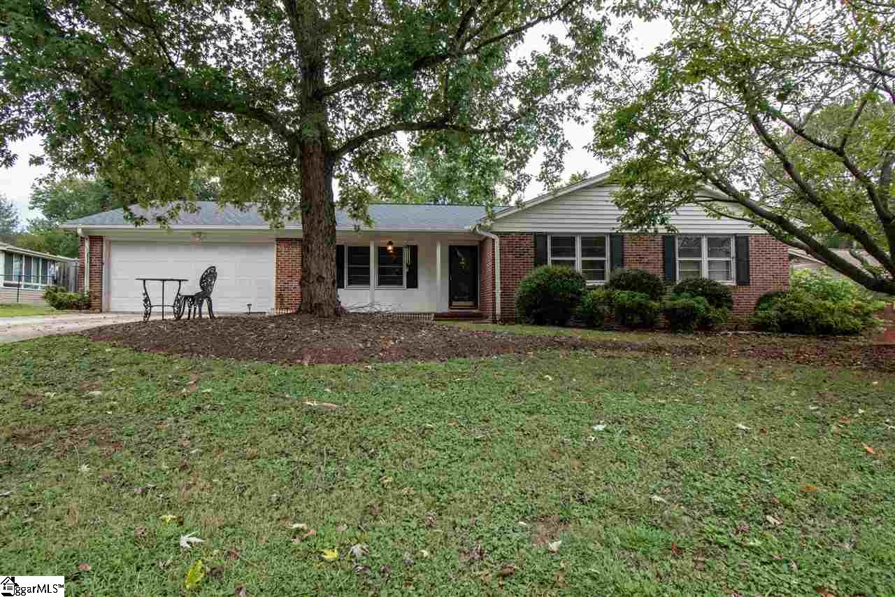 5 Tussock Road Greenville, SC 29615 - Photo 1 of 30 Gallery Image 1