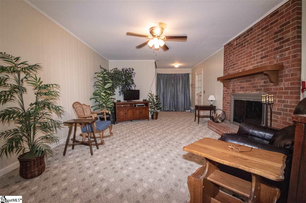 5 Tussock Road Greenville, SC 29615 - Photo 13 of 30 Gallery Image 13