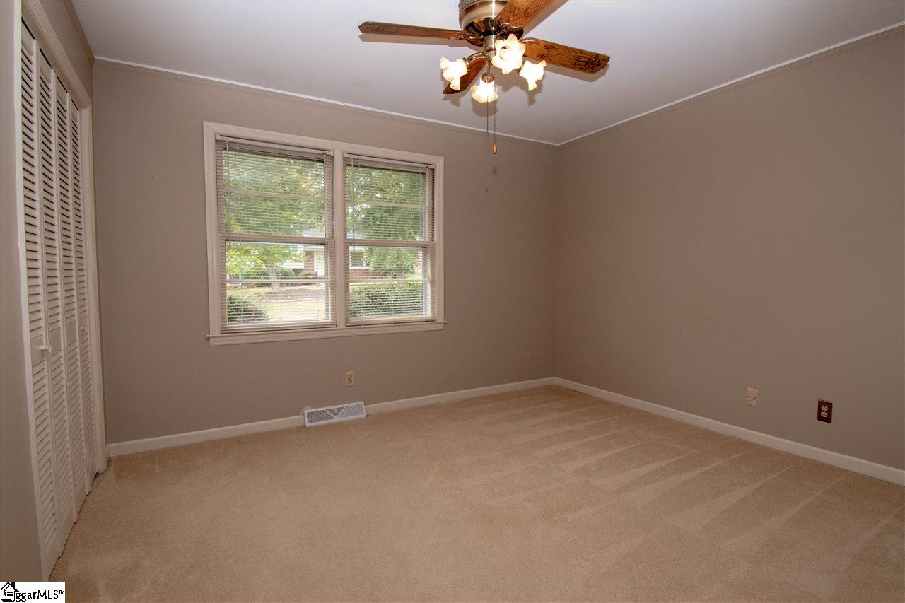 5 Tussock Road Greenville, SC 29615 - Photo 5 of 30 Gallery Image 5