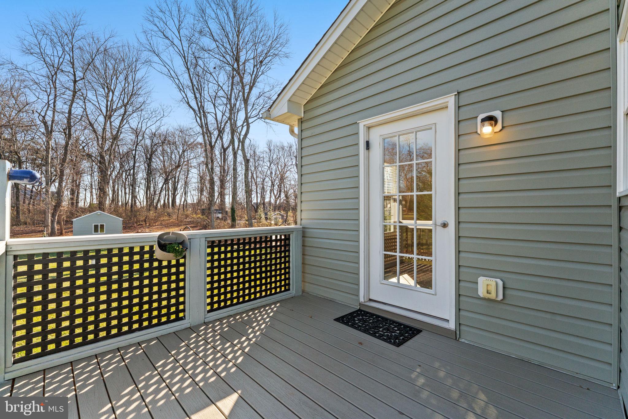 19707 Old Orange Road Culpeper, VA 22701 - Photo 29 of 40 a side of a house with a large window