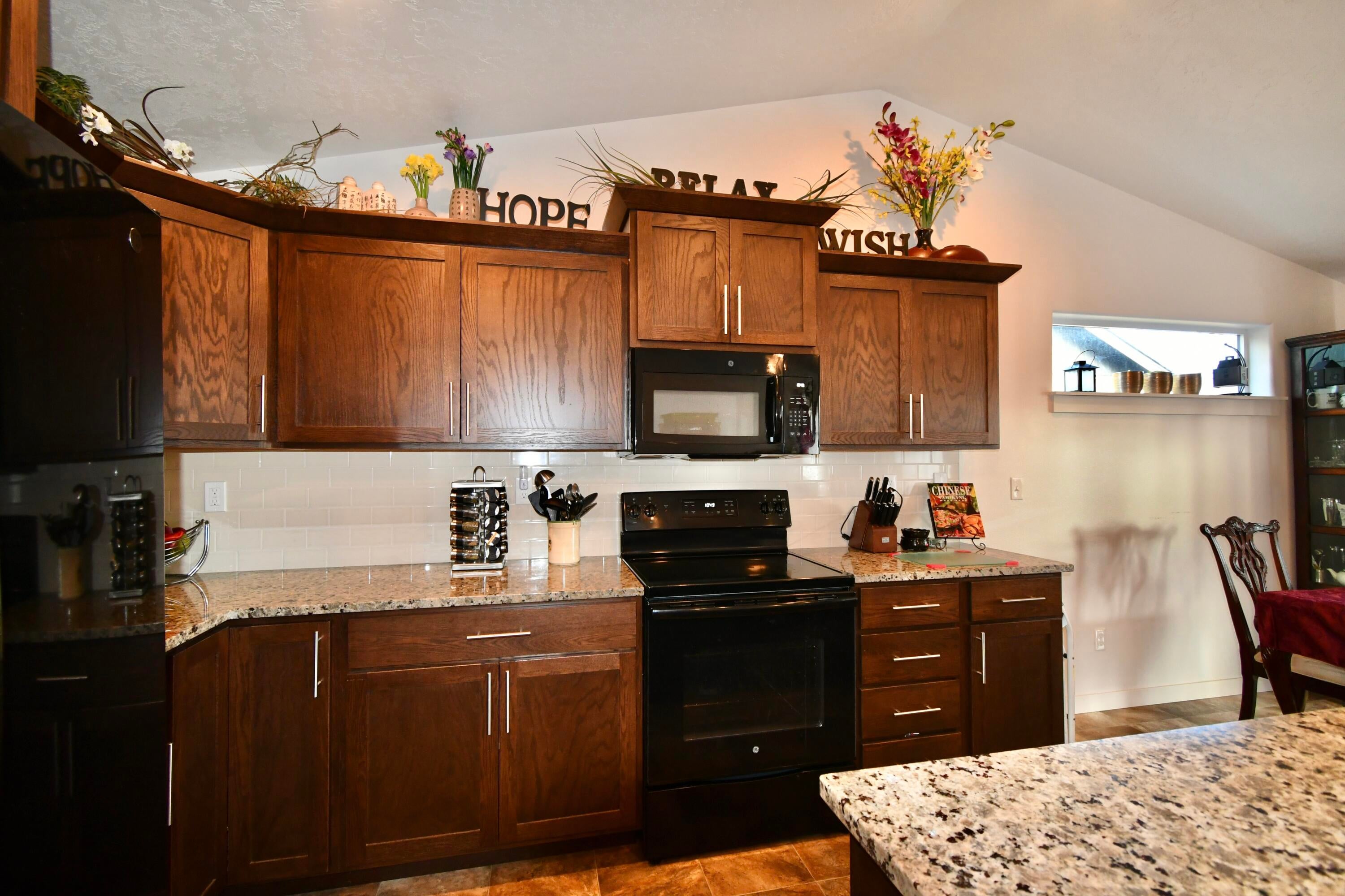 1670 Southwest 36th Way Redmond, OR 97756 - Photo 21 of 53 BSR_3636