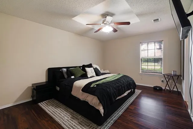 $270,000 | 310 County Road, Powderly, TX 75473