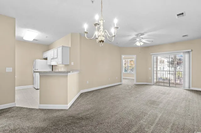 $180,000 | 119 Fountain Pointe Lane, Unit 202, Myrtle Beach, SC 29579