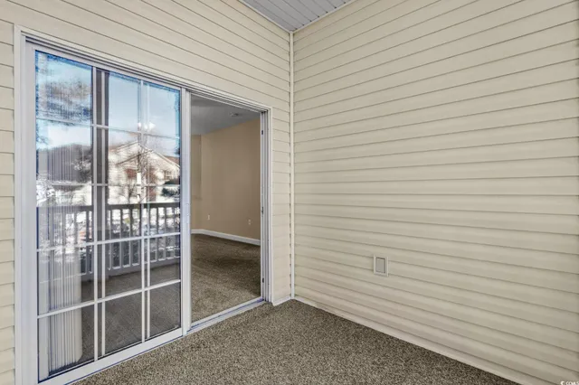 $180,000 | 119 Fountain Pointe Lane, Unit 202, Myrtle Beach, SC 29579