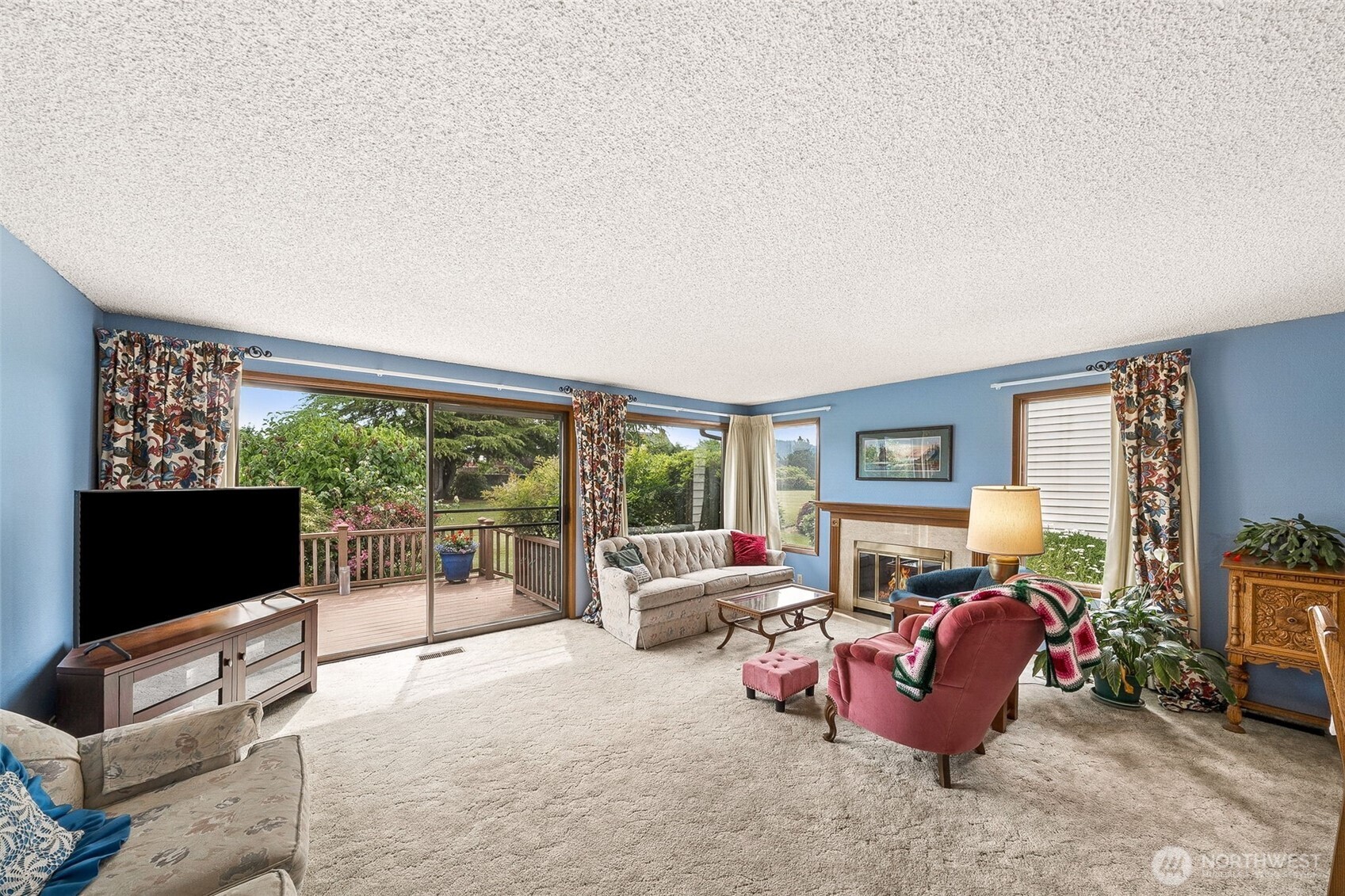 1069 Semanski Street, Unit D1 Enumclaw, WA 98022 - Photo 7 of 23