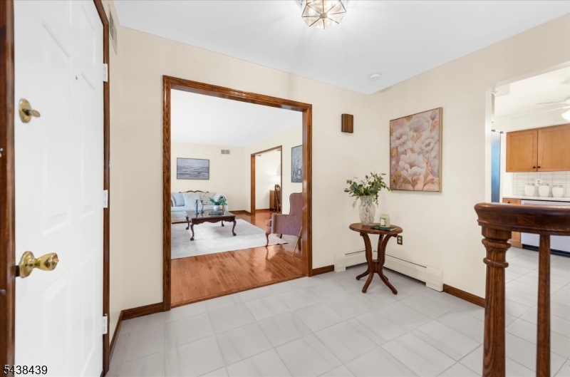 7 Devore Road Flemington, NJ 08822 - Photo 6 of 47 Gallery Image 6