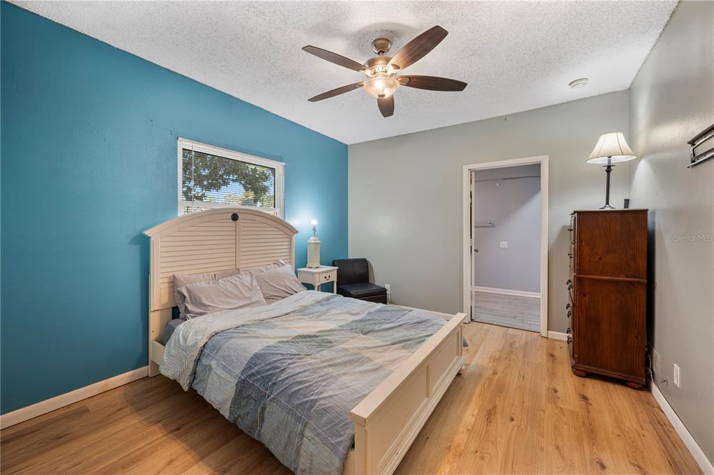 219 East Beacon Road Lakeland, FL 33803 - Photo 11 of 25