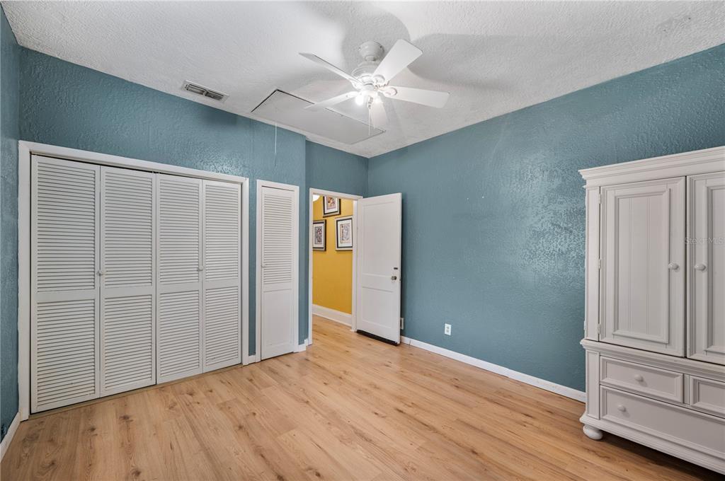 219 East Beacon Road Lakeland, FL 33803 - Photo 12 of 25