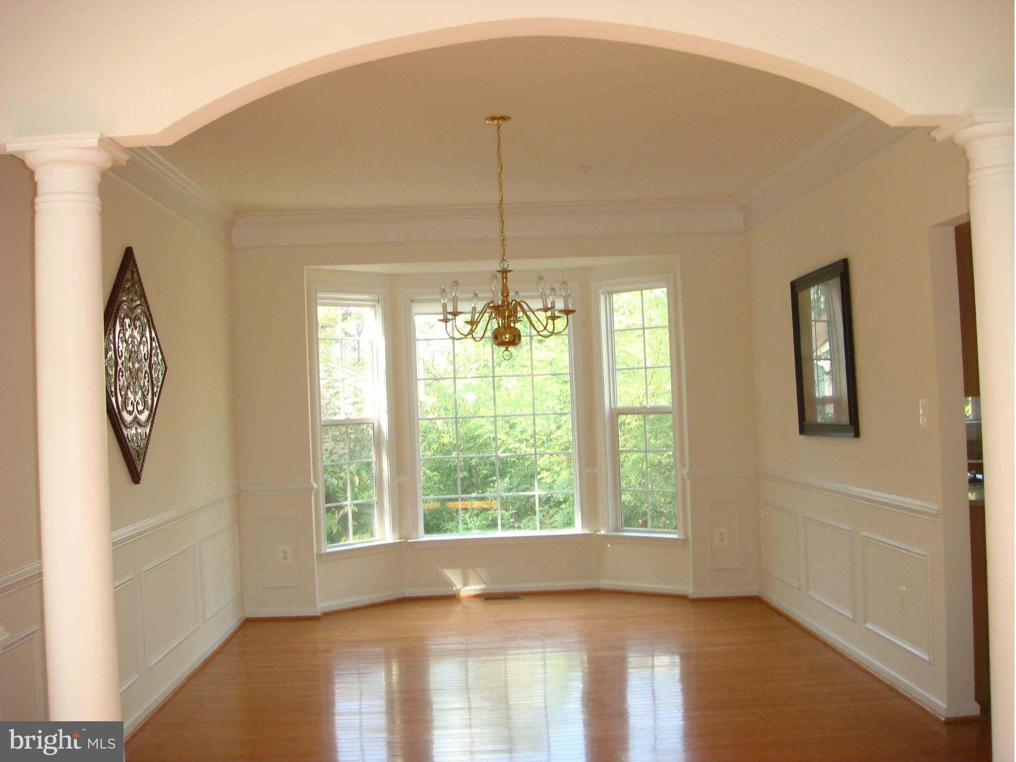 126 George Street Gaithersburg, MD 20877 - Photo 5 of 26 Dining Room