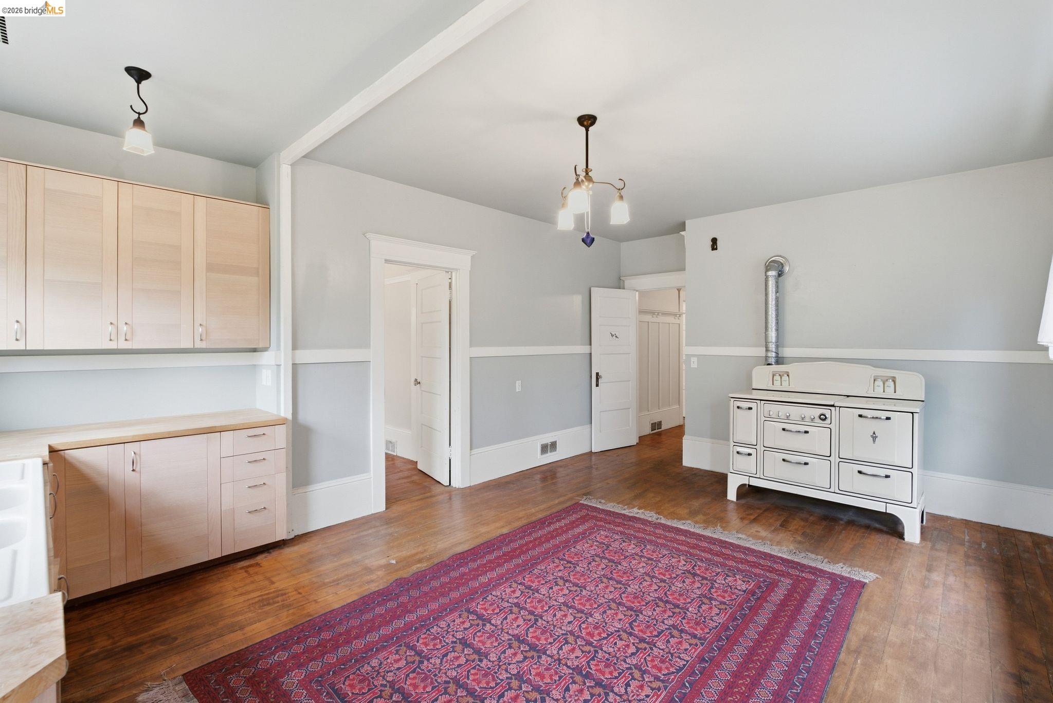 2204 Tenth Street Berkeley, CA 94710 - Photo 13 of 38 Gallery Image 13
