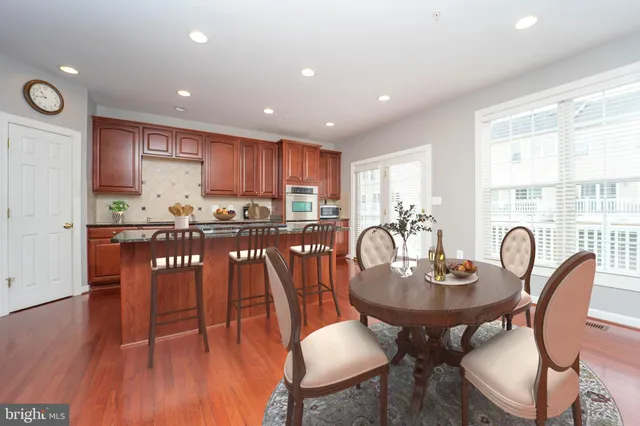 $590,000 | 321 Bulwark Alley, Annapolis, MD 21401