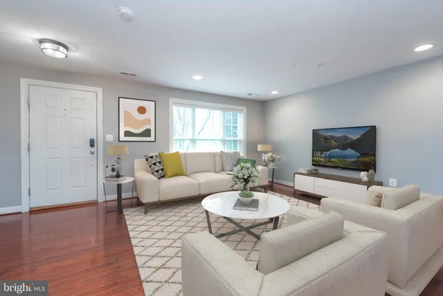 $590,000 | 321 Bulwark Alley, Annapolis, MD 21401