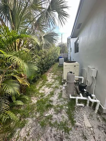 $750,000 | 2827 McKinley Street, Hollywood, FL 33020