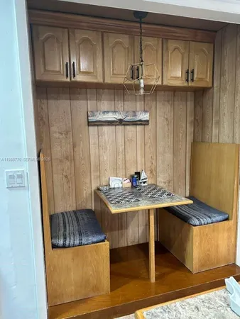 $750,000 | 2827 McKinley Street, Hollywood, FL 33020