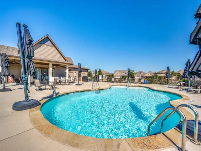 $333,000 | 1308 Isabella Lane, Savannah, TX 76227