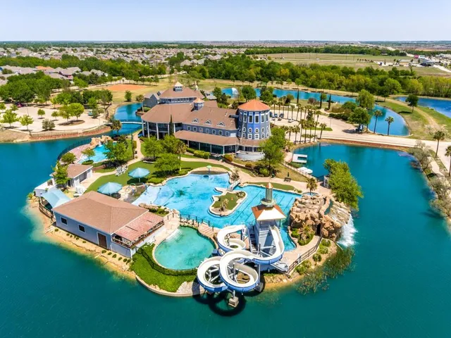 $333,000 | 1308 Isabella Lane, Savannah, TX 76227