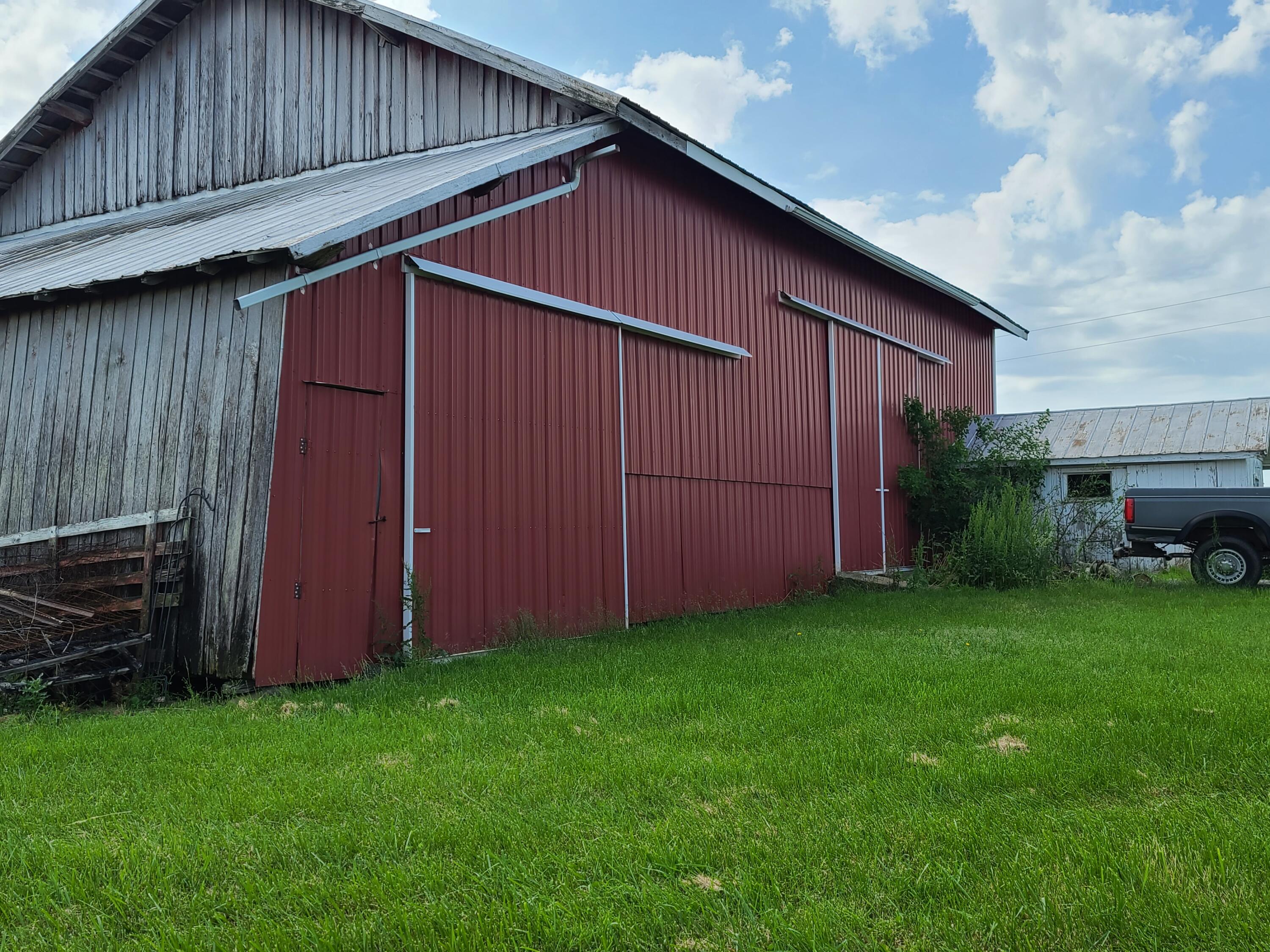 8727 Wolcott Road Conover, OH 45317 - Photo 7 of 9