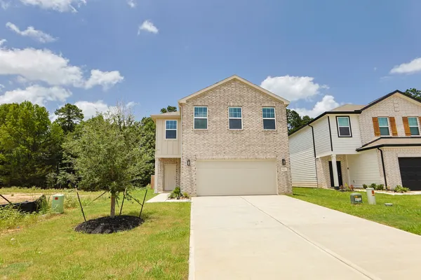 $2,150 | 15052 Ronan Drive, Conroe, TX 77316