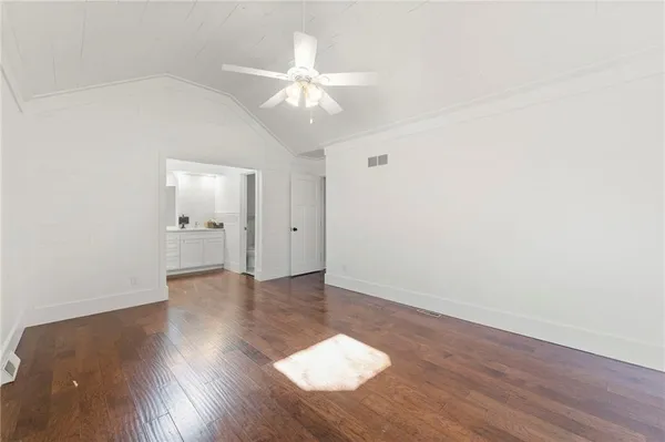 $399,900 | 4070 Southwest Lido Drive, Lee's Summit, MO 64082