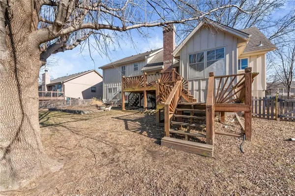 $399,900 | 4070 Southwest Lido Drive, Lee's Summit, MO 64082