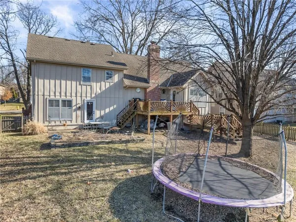 $399,900 | 4070 Southwest Lido Drive, Lee's Summit, MO 64082