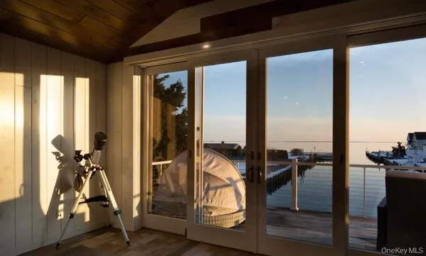 $2,750,000 | 18 Matilda Court, Bayport, NY 11705