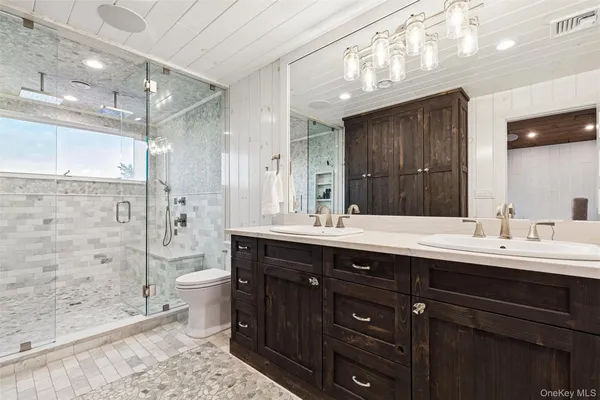 $2,750,000 | 18 Matilda Court, Bayport, NY 11705