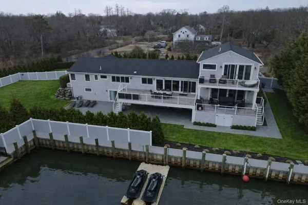 $2,750,000 | 18 Matilda Court, Bayport, NY 11705