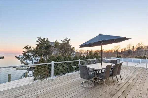 $2,750,000 | 18 Matilda Court, Bayport, NY 11705