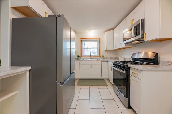 $2,200 | 416 West Spruce Street, East Rochester, NY 14445