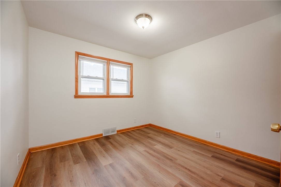 416 West Spruce Street East Rochester, NY 14445 - Photo 19 of 34 Bedroom 1