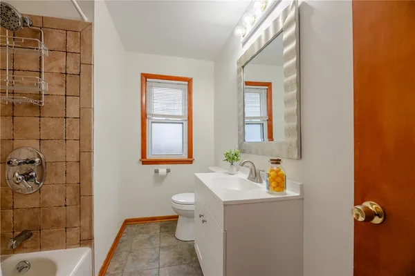 $2,200 | 416 West Spruce Street, East Rochester, NY 14445