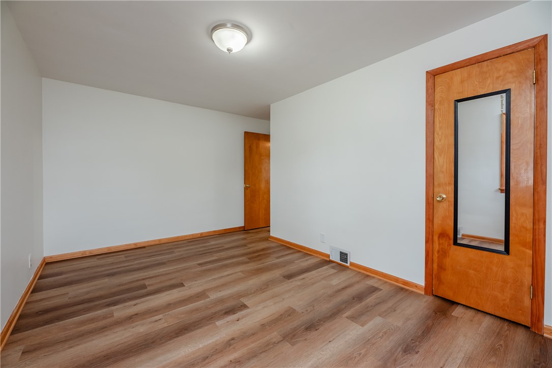 416 West Spruce Street East Rochester, NY 14445 - Photo 29 of 34 Bedroom 3