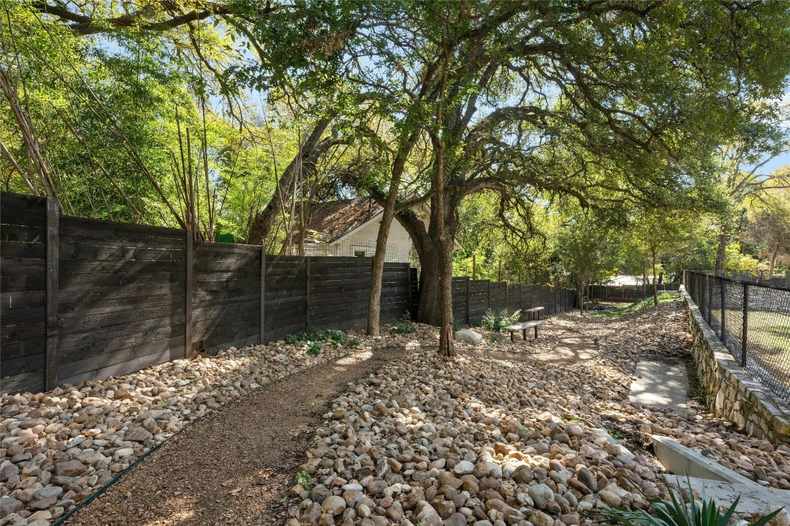 3809 Valley View Road, Unit 19 Austin, TX 78704 - Photo 30 of 30