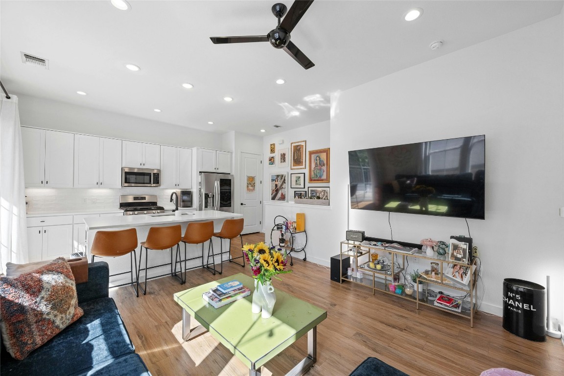 3809 Valley View Road, Unit 19 Austin, TX 78704 - Photo 7 of 30