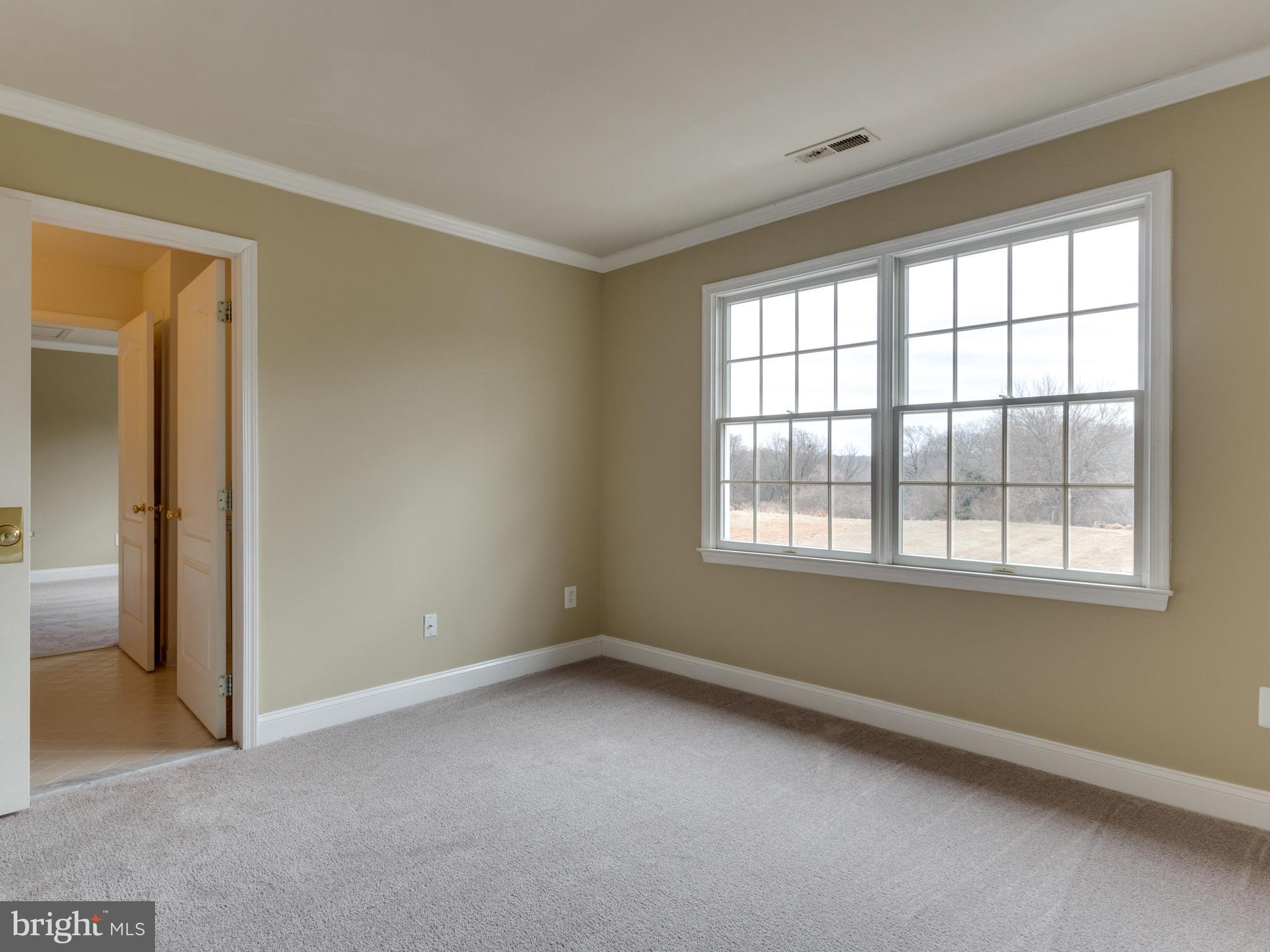 1704 Landon Hill Road Vienna, VA 22182 - Photo 21 of 30 Bedroom 3 w/ Jack-n-Jill BA
